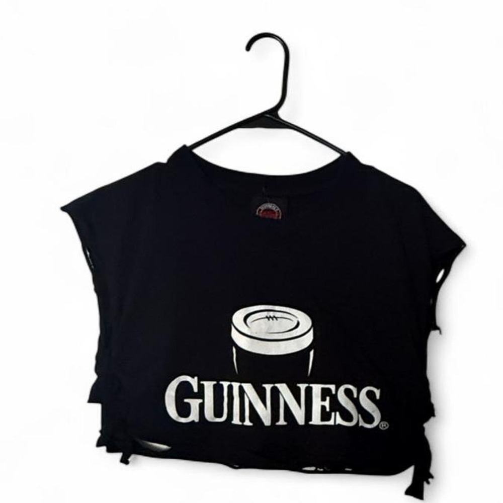Guinness St James Gate Black Distressed Crop Top Beer Graphic Tee 100% Cotton - Picture 1 of 4